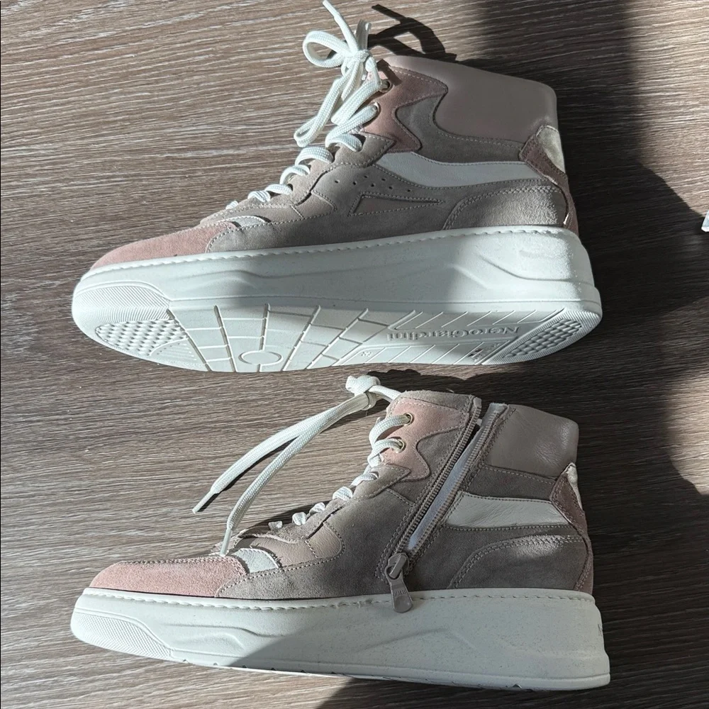 NWT Made in Italy 🇮🇹 Nero Giardini High-Top Sneakers